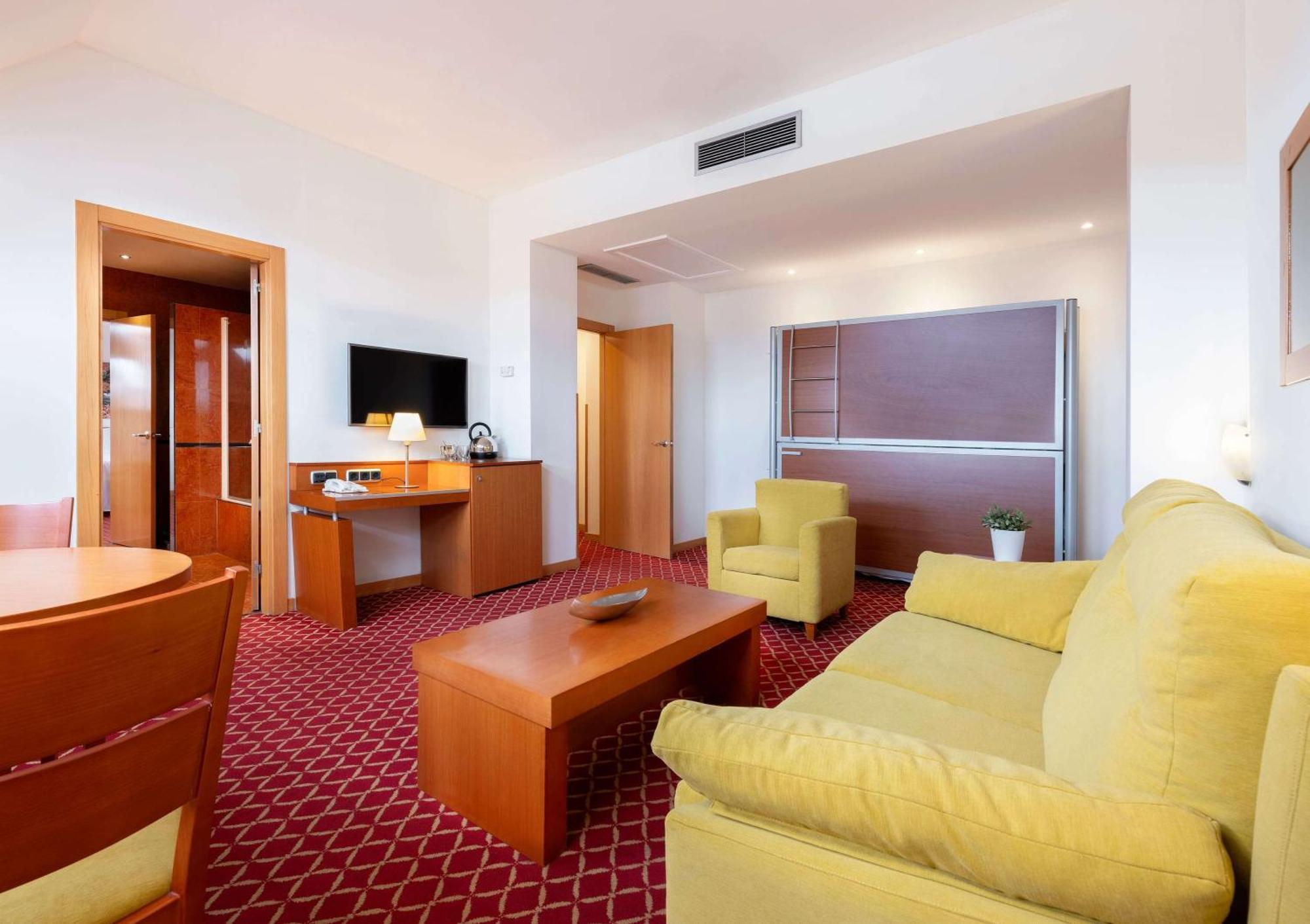 Hotel Zentral León Eksteriør billede