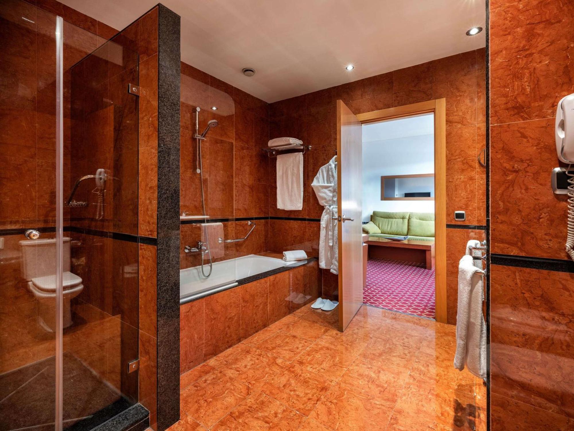 Hotel Zentral León Eksteriør billede